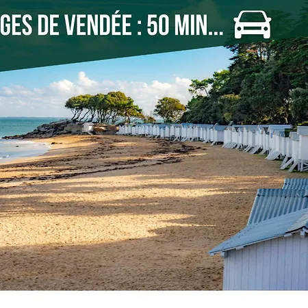 Aux Portes Du Puy Dufou Apartmán